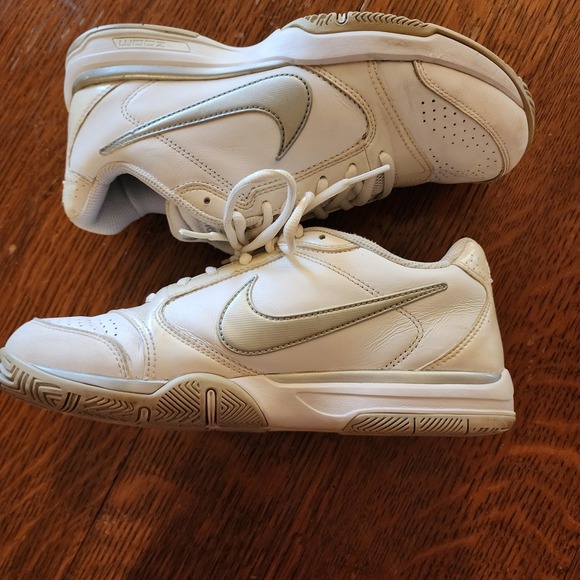 Nike Zoom Women's Size 7 White Sail Running Shoes Athletic Gym - Picture 7 of 12